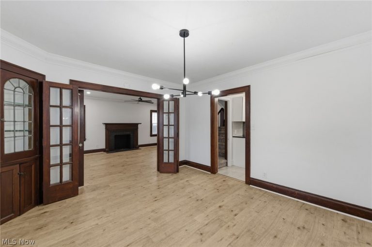 3009 Becket Road, Cleveland, OH - Photo 6