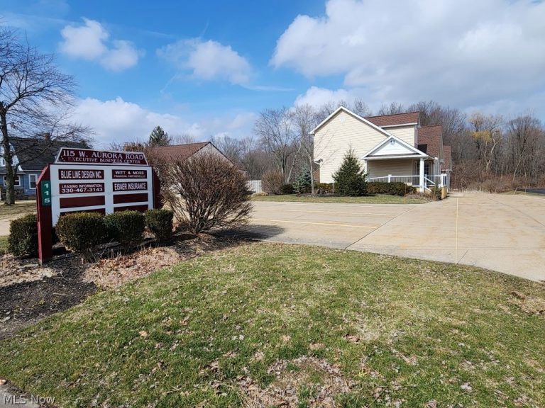 115 Aurora Road, Northfield Center, OH - Photo 2