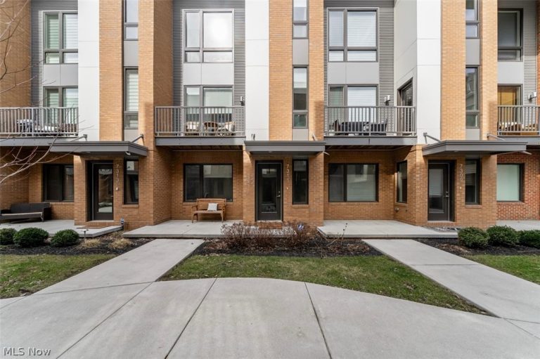 7311 Catlin Court, Cleveland, OH - Photo 2