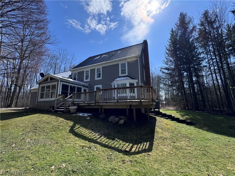 13566 Stoney Springs Drive, Chardon, OH - Photo 3