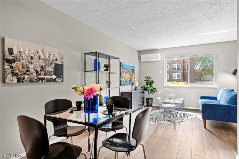 10526 Clifton Boulevard #203, Cleveland, OH - Photo 8