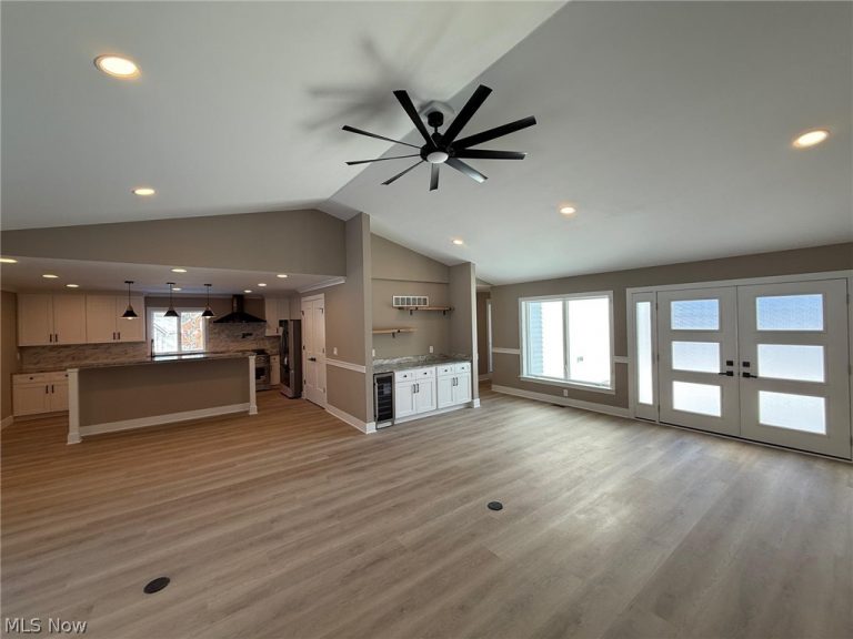 3940 Ellendale Road, Chagrin Falls, OH - Photo 3