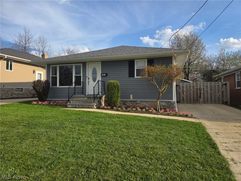 2821 Wales Avenue, Parma, OH, 44134