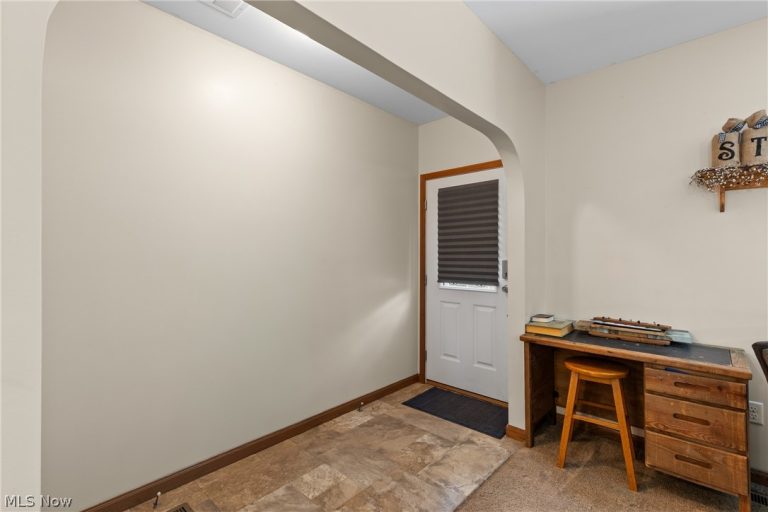 67137 Airport Road, St Clairsville, OH - Photo 8