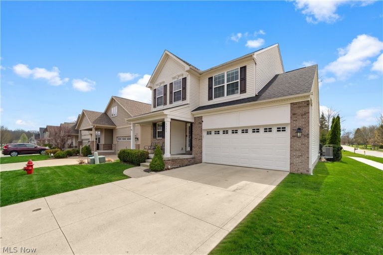 3590 Sandlewood Drive, Brunswick, OH - Photo 2