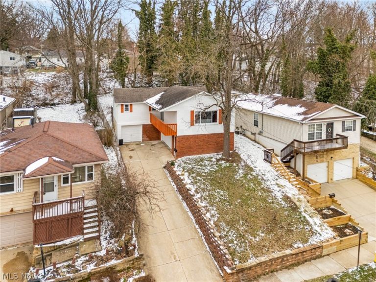 405 Baldwin Road, Akron, OH - Photo 6