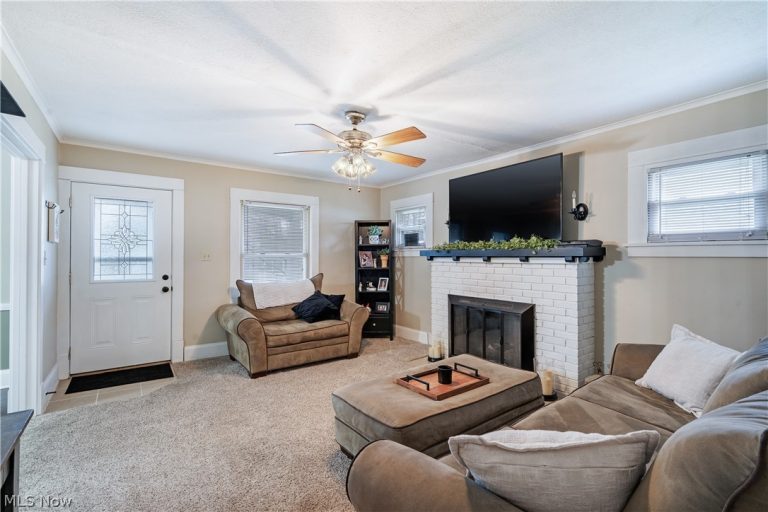 8 Nesbitt Street, Poland, OH - Photo 8