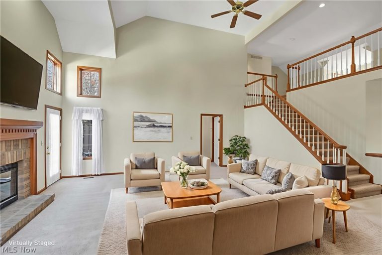 1 Aberdeen Court, Rocky River, OH - Photo 6