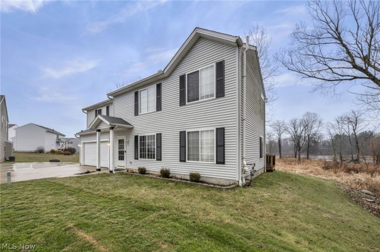 3194 Castleton Court, Akron, OH - Photo 4