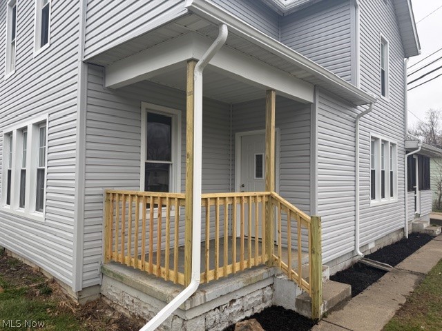 525 High Street, Uhrichsville, OH - Photo 4