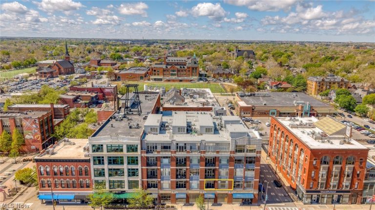 1951 26th Street #215, Cleveland, OH - Photo 2