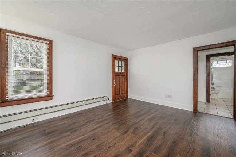 1364 California Avenue, Akron, OH - Photo 4