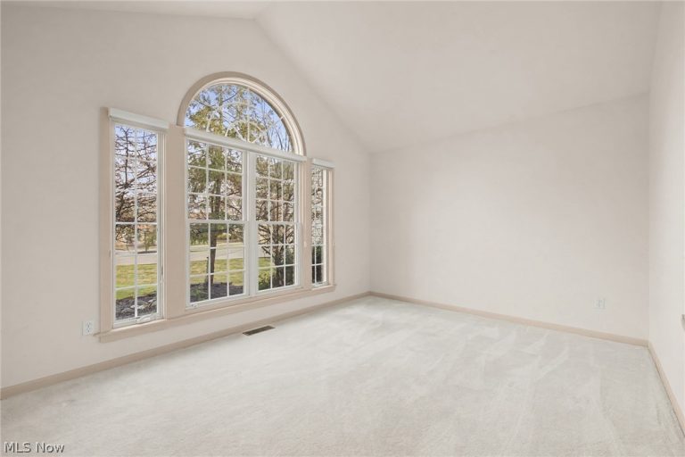 20067 Killians Grove, Strongsville, OH - Photo 8