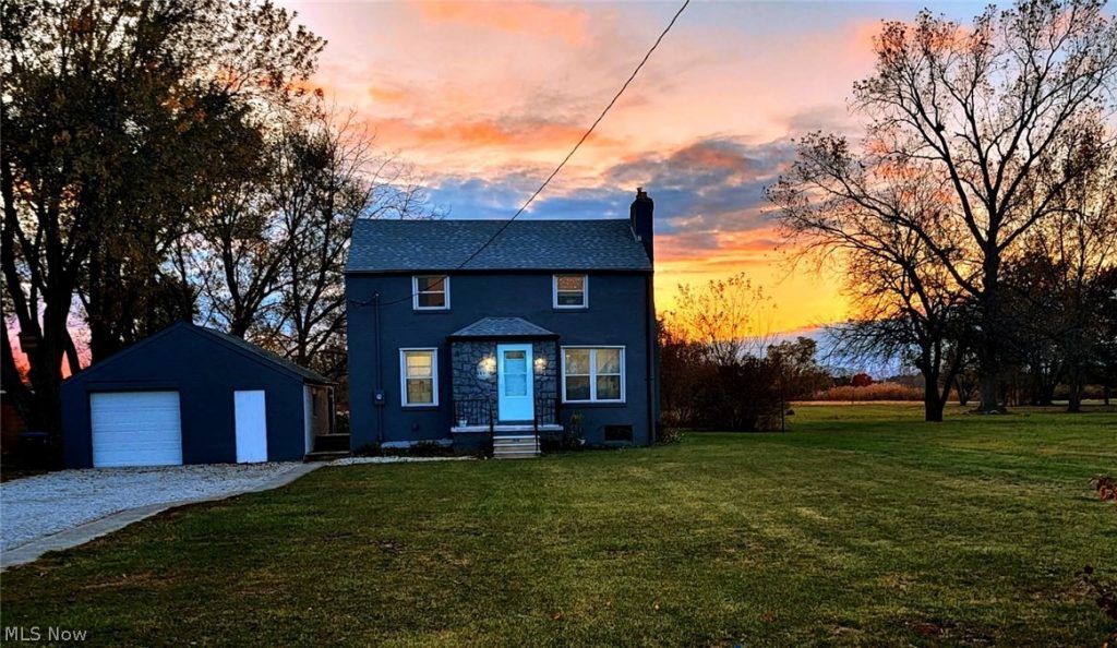 1450 Lallendorf Road, Oregon, OH