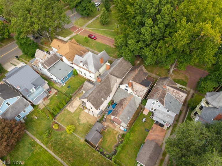 202 Sacra Via Street, Marietta, OH - Photo 3