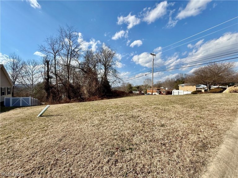 100 Eldorado, Marietta, OH - Photo 2