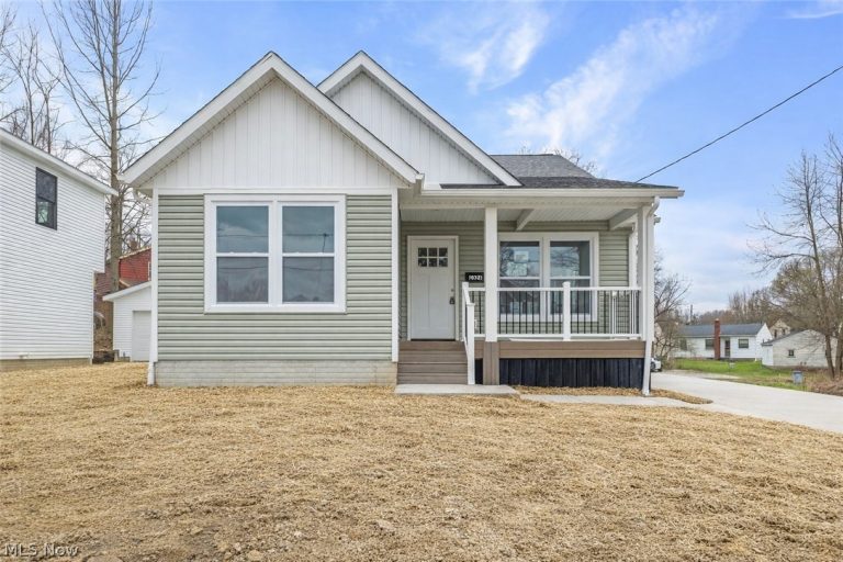 1328 Hazelwood, Akron, OH - Photo 2