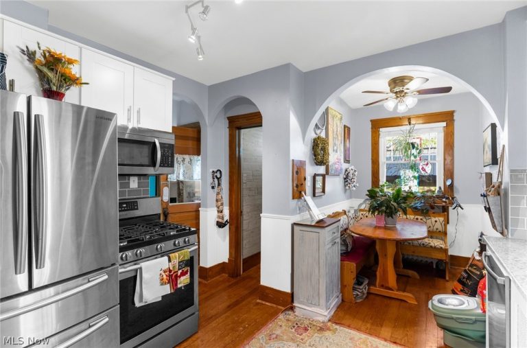 431 Roselawn Avenue, Warren, OH - Photo 8
