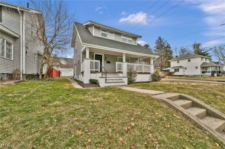1243 Gorge Boulevard, Akron, OH - Photo 3