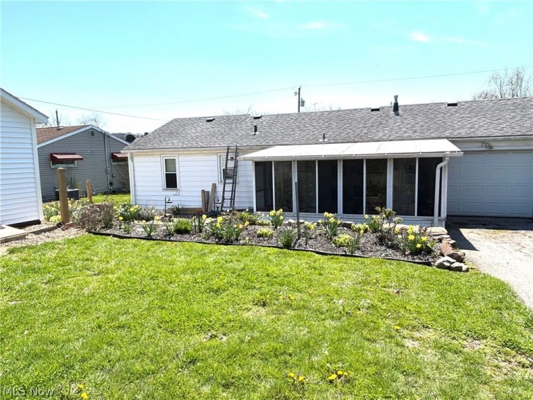 486 Clark Street, East Palestine, OH - Photo 4