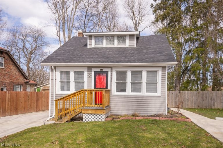 3782 Edgepark Drive, Akron, OH, 44319