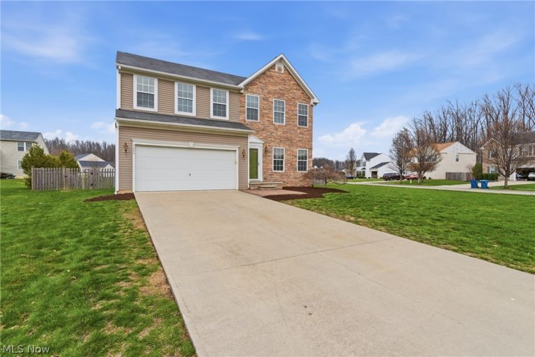 7004 Fallow Way, Lorain, OH - Photo 2