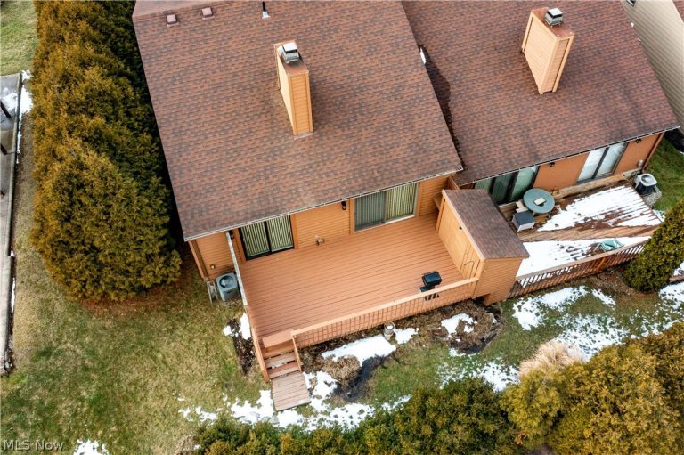 4559 Oakhill Boulevard, Amherst, OH - Photo 5