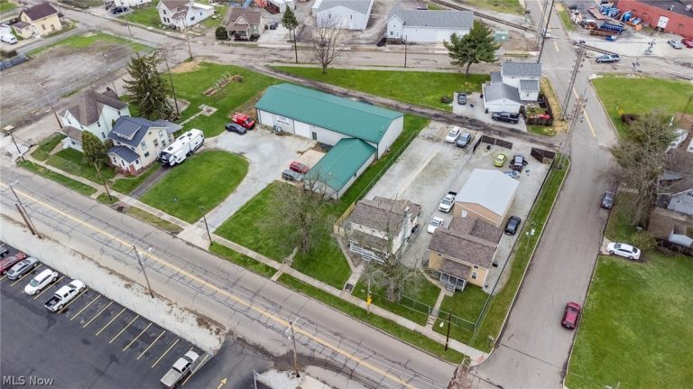 2007 Cleveland Avenue, Canton, OH - Photo 4