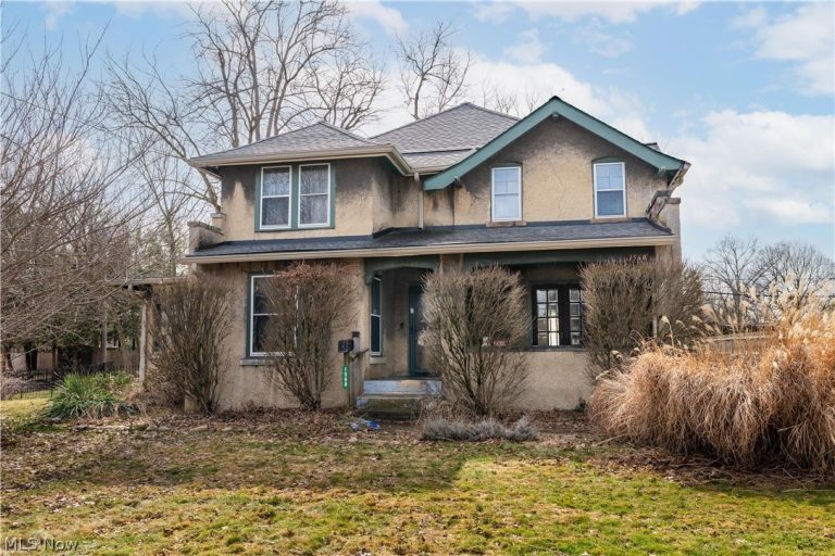 1568 Exchange Street, Akron, OH - Photo 2