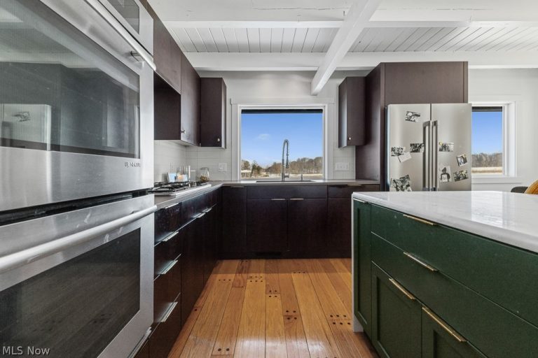 6480 Frederick Avenue, Alliance, OH - Photo 5