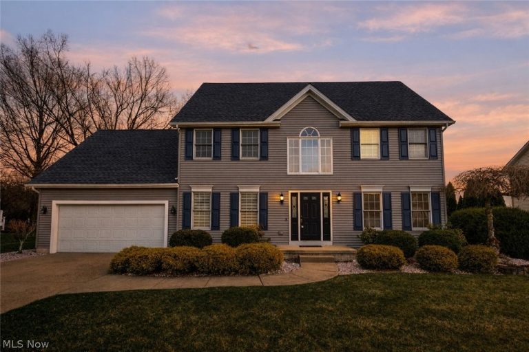 25 Willow Bend Drive, Canfield, OH, 44406
