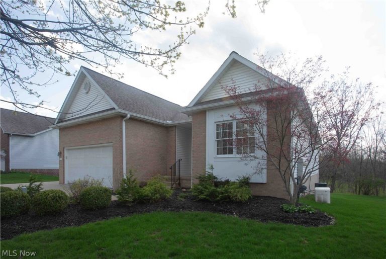 647 Ridgecliff Street, Tallmadge, OH - Photo 3