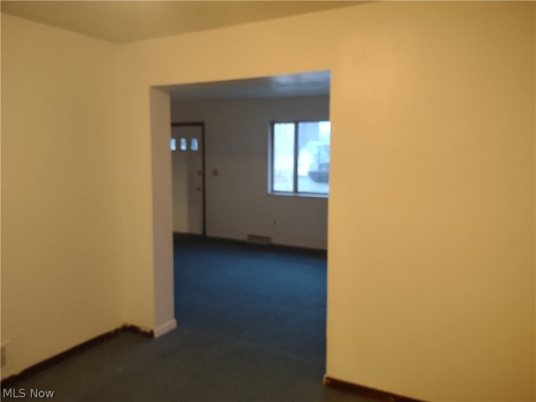939 Lane Street, Akron, OH - Photo 4
