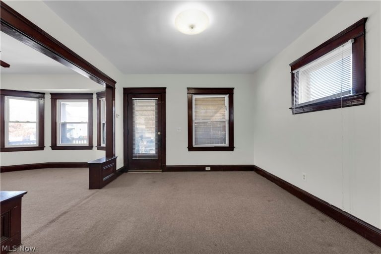 3998 54th Street #1/DN, Newburgh Heights, OH - Photo 4