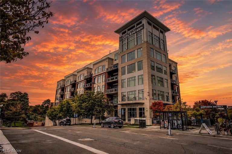 21 Furnace Street #805, Akron, OH, 44308