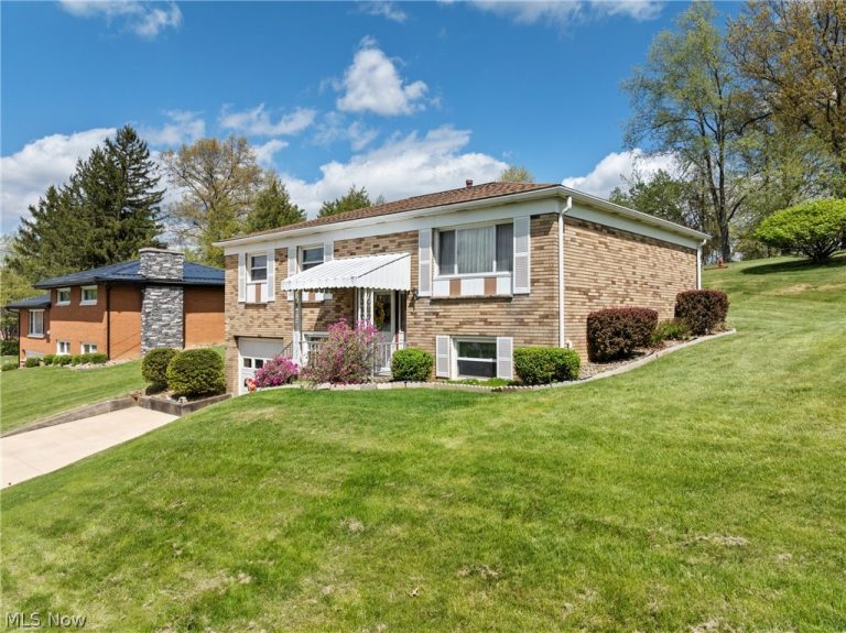 103 Orchard Drive, St Clairsville, OH - Photo 2