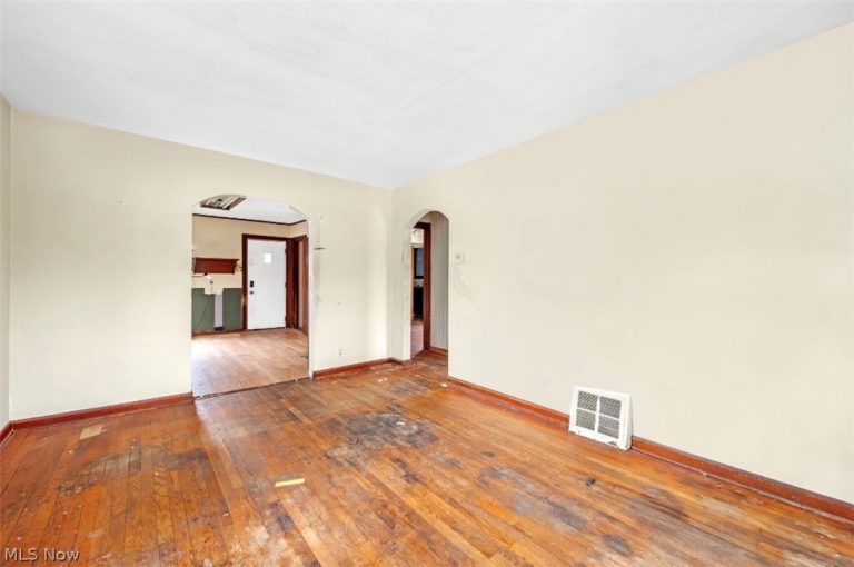 1190 Swartz Road, Akron, OH - Photo 4