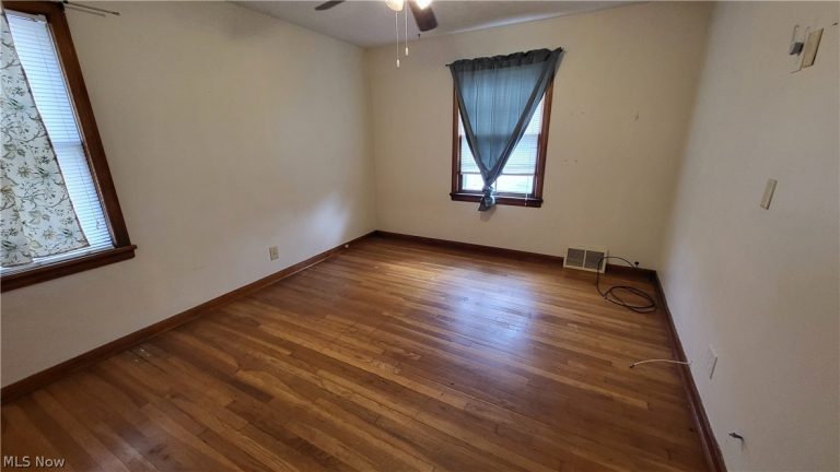 6014 Laverne Avenue, Parma, OH - Photo 8