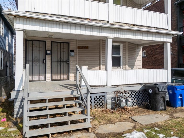 10301 Kempton, Cleveland, OH - Photo 3