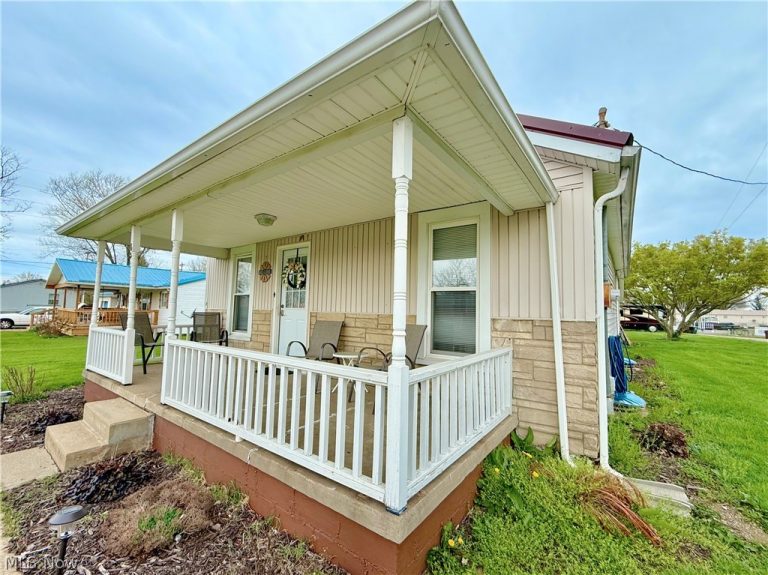 6 7th Street, Belpre, OH - Photo 3
