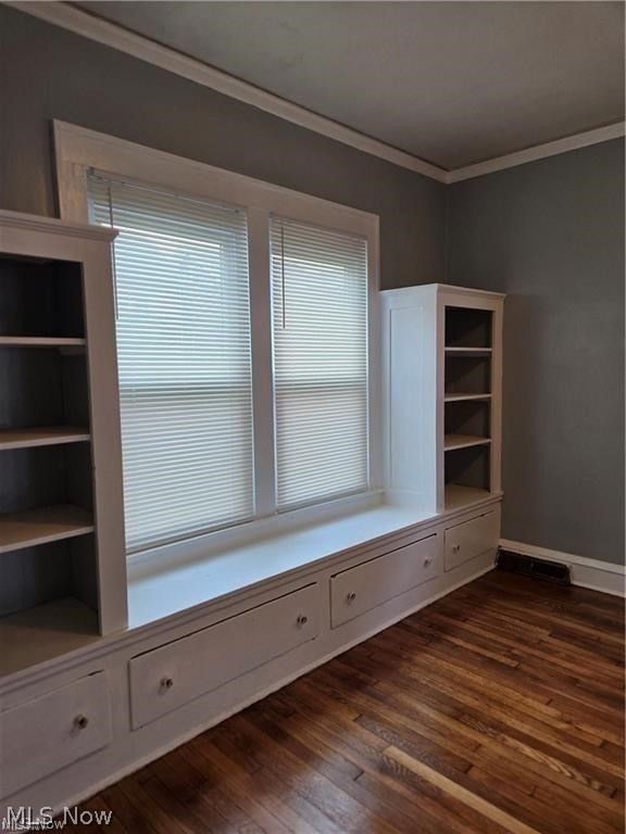 9502 Empire Avenue, Cleveland, OH - Photo 6