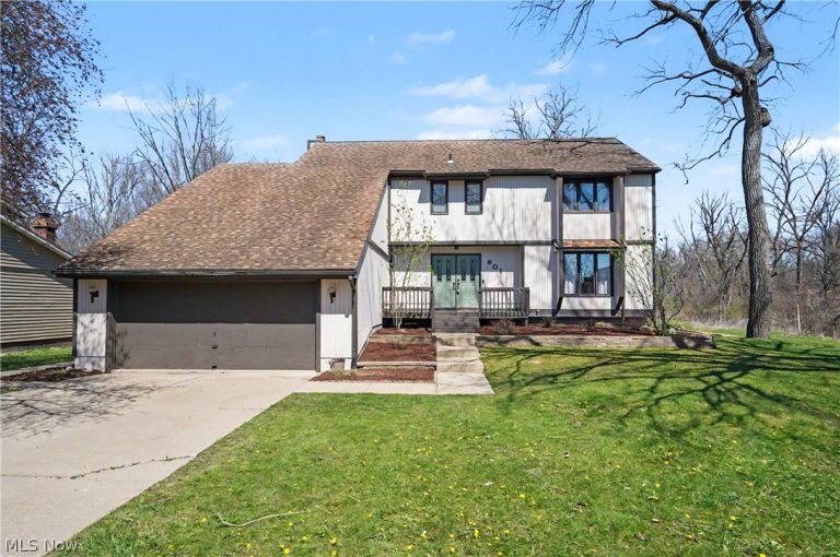 601 Treeside Drive, Stow, OH, 44224