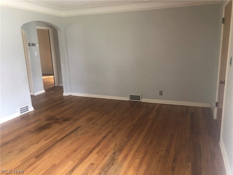 4037 Wilmington Road, South Euclid, OH - Photo 6