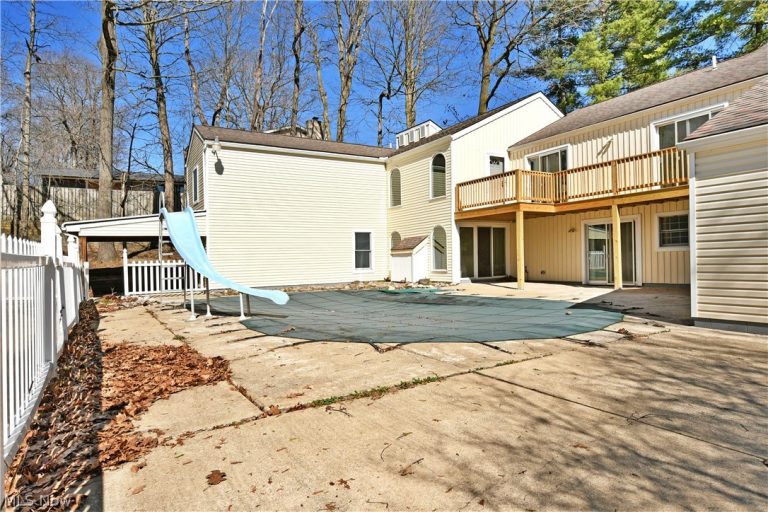 6152 Southern Hills Court, Canfield, OH - Photo 3