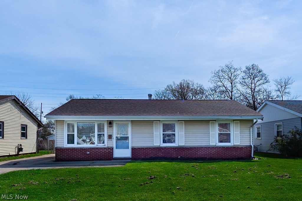 1310 Larchmont Drive, Sandusky, OH