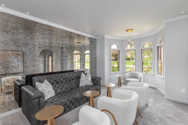 4864 Armandale Avenue, Canton, OH - Photo 8