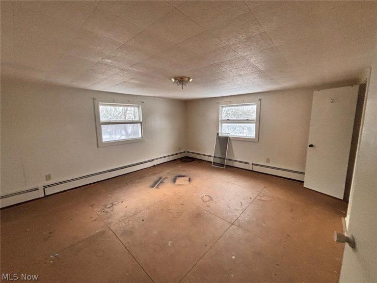 78 Glendale Road, Bedford, OH - Photo 3