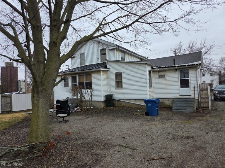 116 Taylor Street, Wellington, OH - Photo 2