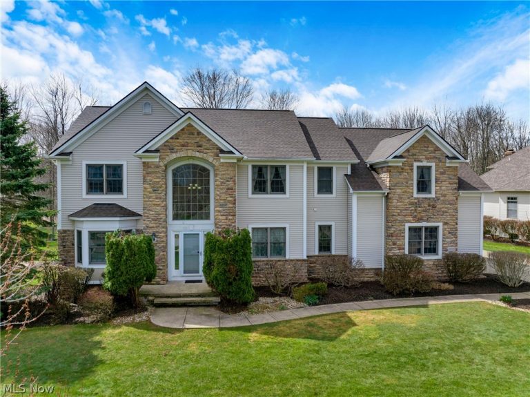 38595 Flanders Drive, Solon, OH, 44139