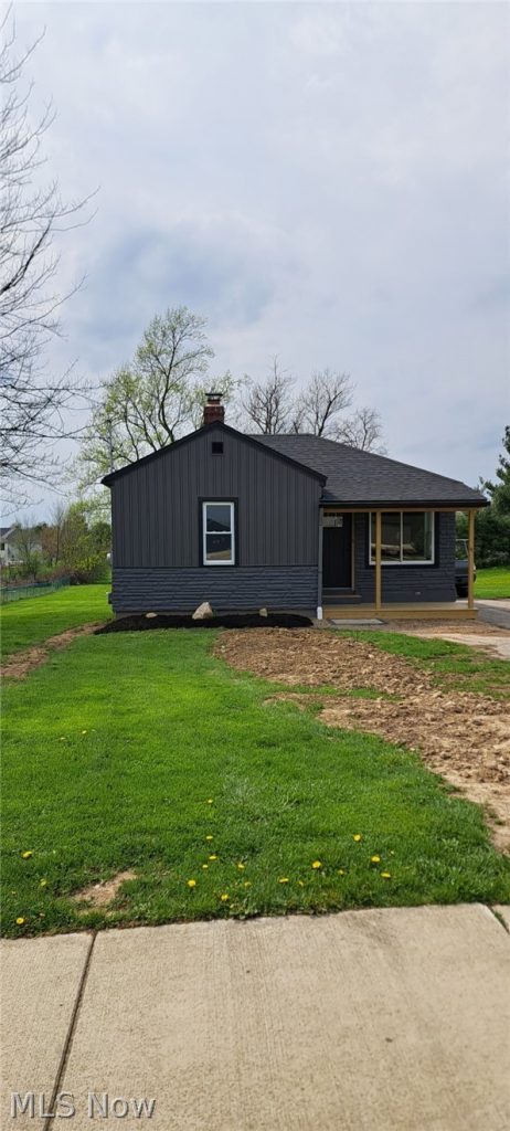 894 Carpenter Road, Brunswick, OH